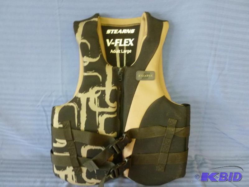 lot 30 image: Stearns V-Flex Life Jacket size adult large, ...
