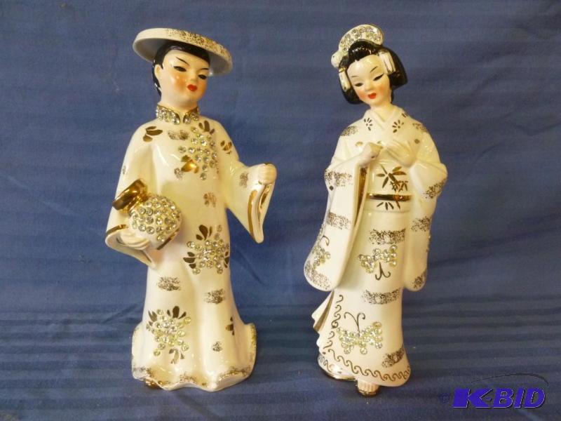 lot 48 image: A pair of 1956 Lefton hand painted porcelain ...