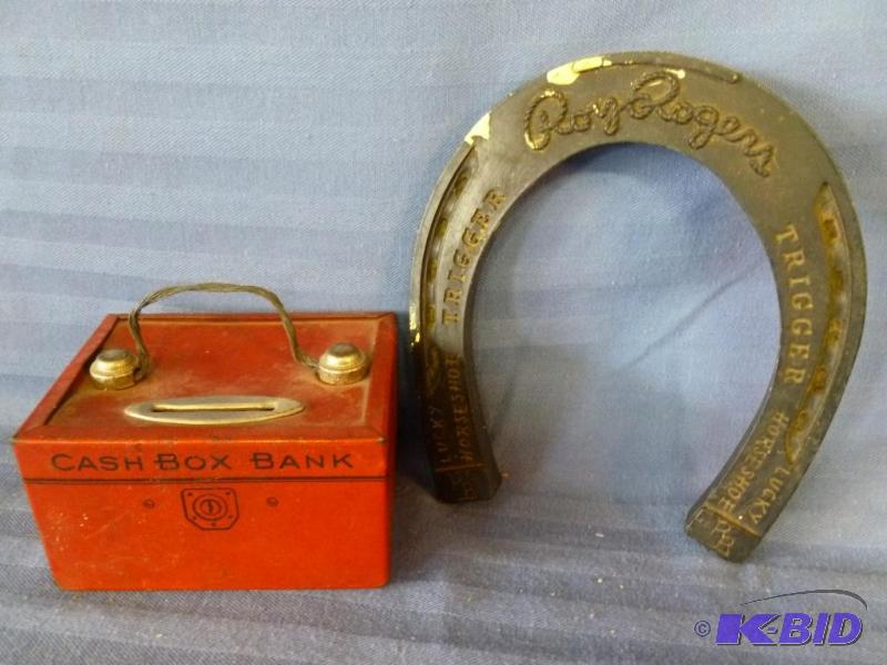 lot 95 image: Two vintage items that includes a Roy Rogers ...