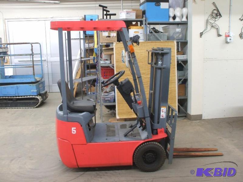 Forklift