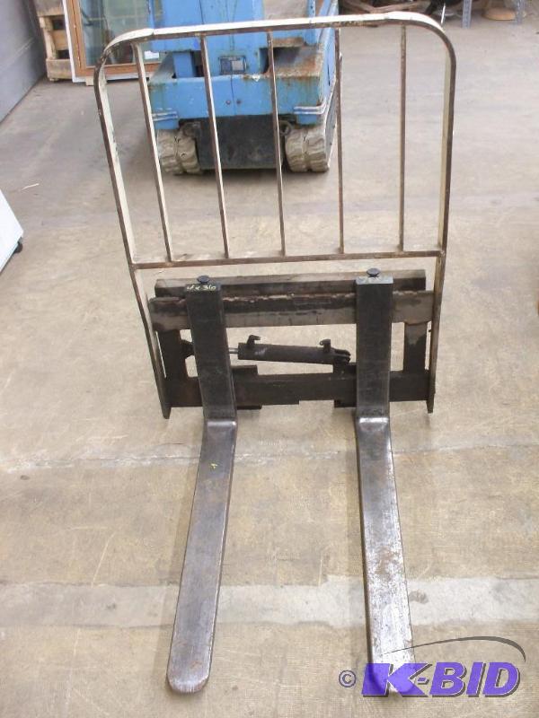 Forklift Carriage