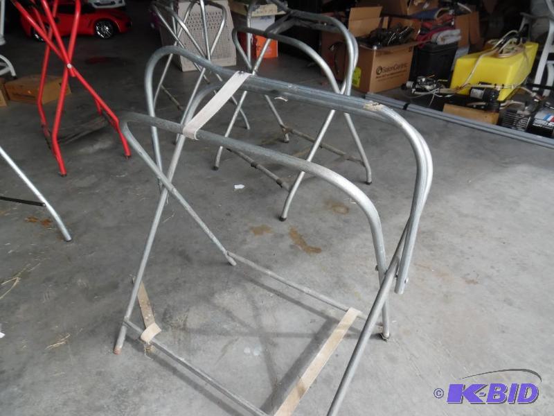 Saddle