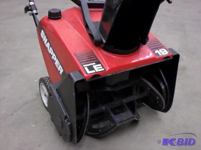 Snapper LE 19" Snowblower, Runs & Op... Loretto Equipment 253 KBID
