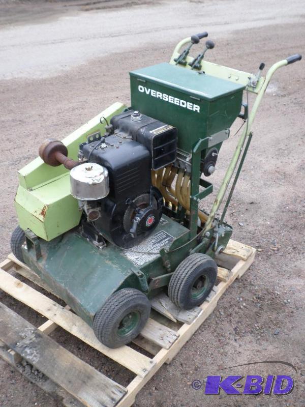 lot 5 image: Ryan Mataway Gas-Powered Over-Seeder, Briggs ...