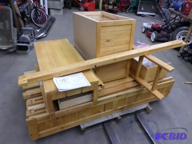 lot 60 image: Rockford International Captains Bed Set, Mode...