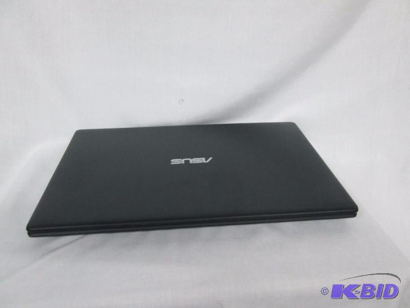 ASUS 15.6 4GB Windows 8.1 Laptop