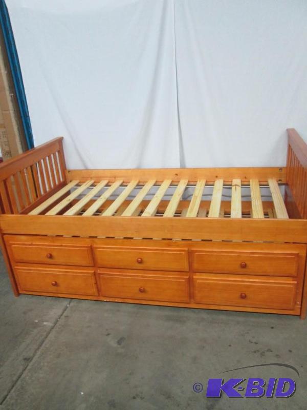 Captains Bed with Trundle & Storage Drawers