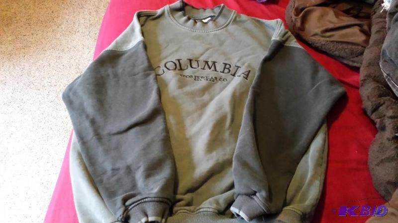 Columbia size large...