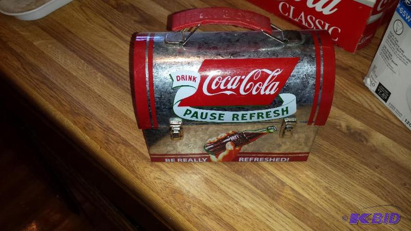 coke lunch box...