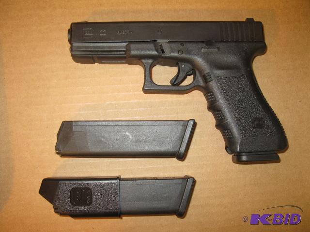 lot 14 image: Glock G22 Gen 3 Semi-auto Pistol