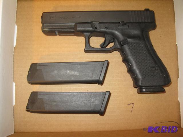 Glock G22 Gen 4 Semi-auto pistol