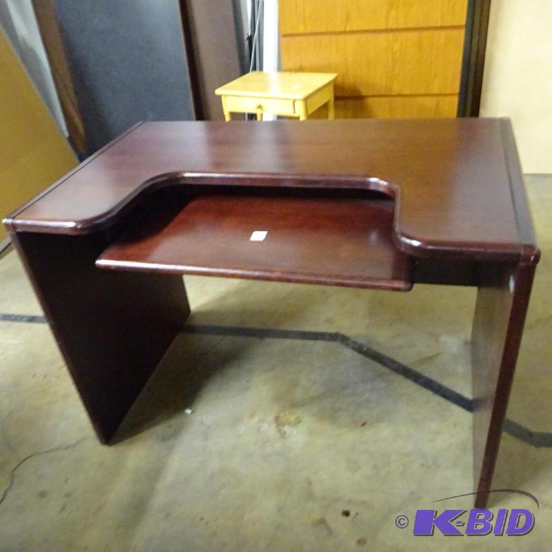 Small Personal Computer Desk. 42 X25 X 29...