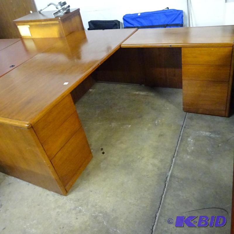 L Shaped Office Desk. 2 Piece. 6 Drawers. 78 ...