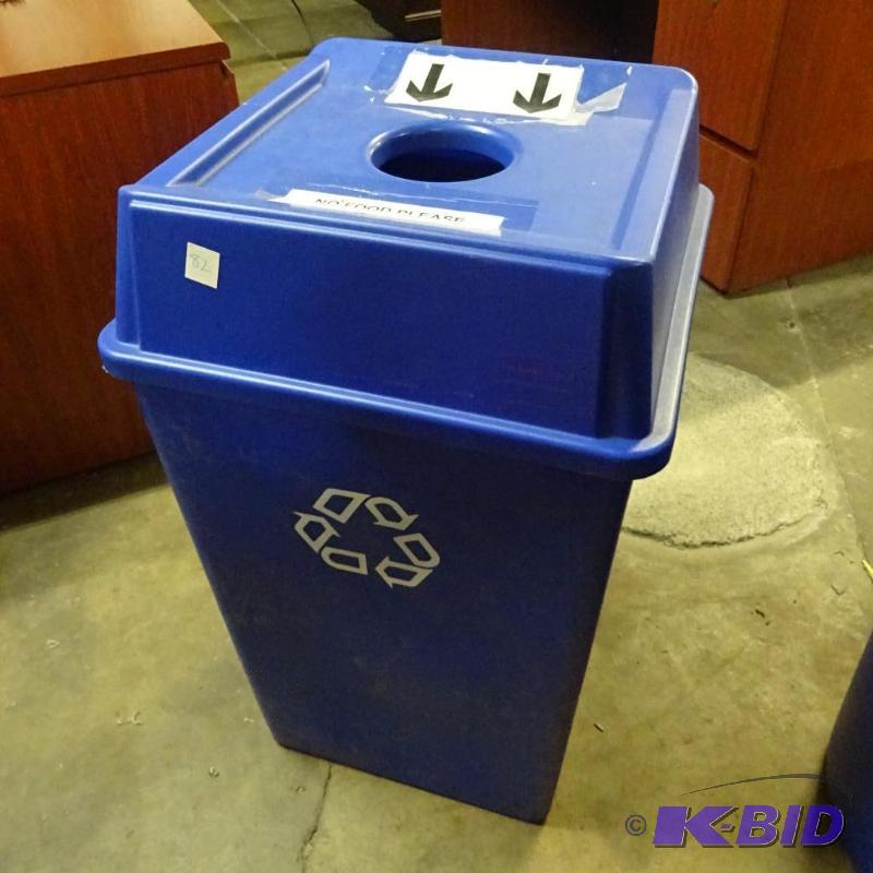Plastic Recycling Can Removable Top...