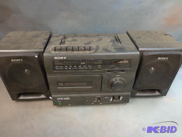 lot 113 image: Sony CFS-1025 Radio Cassette Recorder with 2 ...