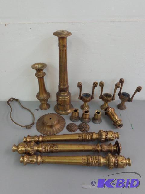 lot 126 image: Various Brass Pieces   17" to 2 ...