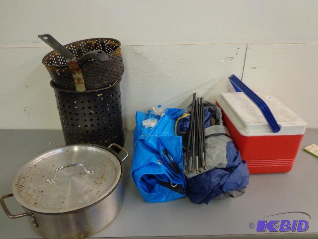 lot 130 image: Igloo Cooler, 2 Man Tent and Eastman Outdoor ...