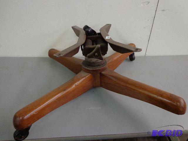 lot 165 image: Base for Roller Chair   32 x 32  bolt pattern...