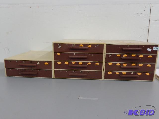 lot 175 image: (3) Storage Containers   2- 10 x 7.5 &nbsp4 ...