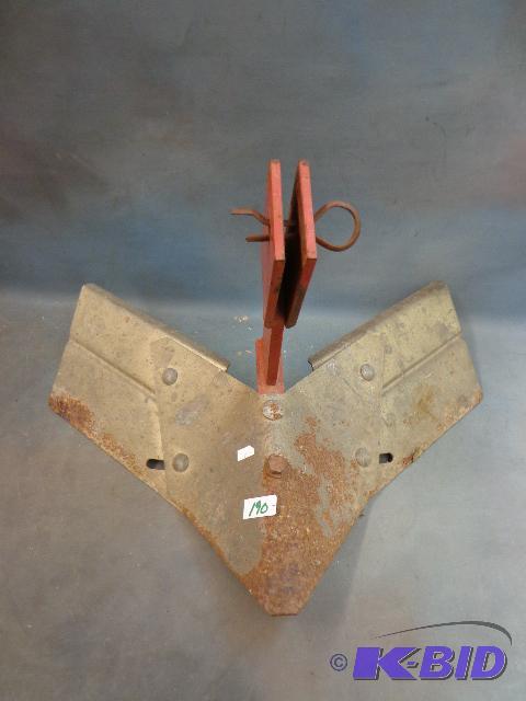lot 190 image: 20" Troy Built Tiller...