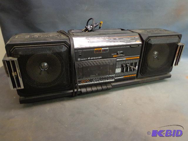lot 39 image: Sharp AM FM Cassette Stereo   works ...