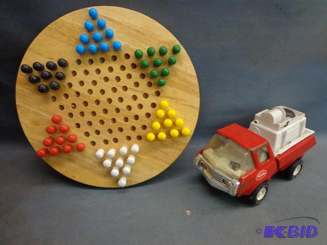 lot 80 image: Box of Kids Toys   Chinese Checkers  Steel To...