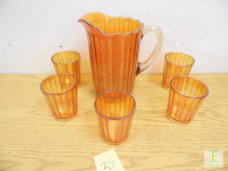 Carnival Glass Pitcher w5 Glasses