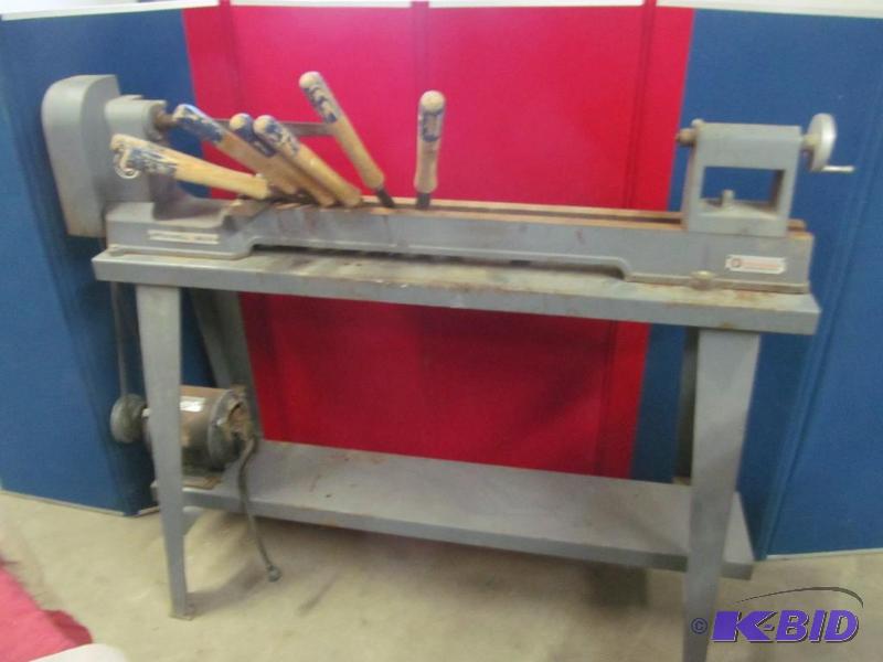 Wood lathe