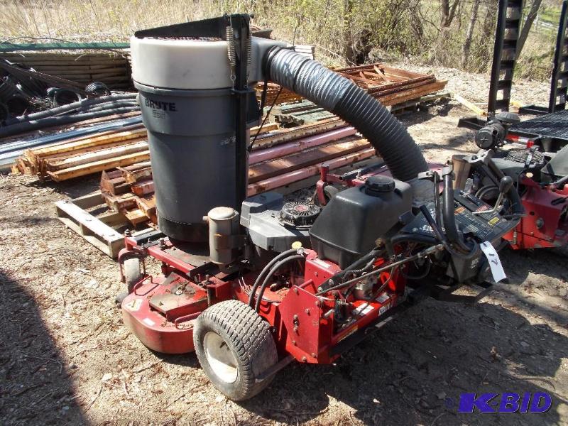 lot 17 image: XMark 48" Turf Tracer Mower, Model TT481...