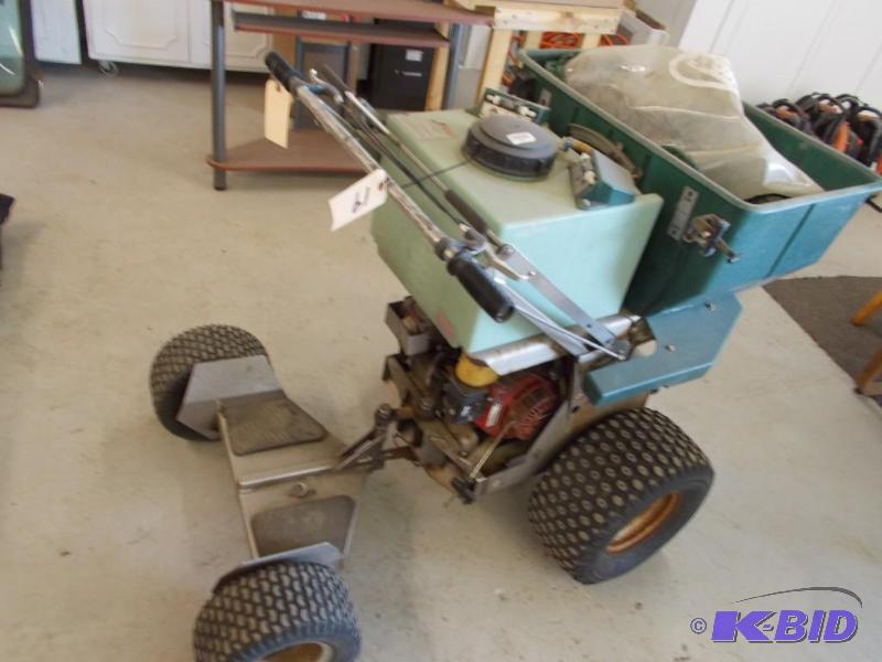 lot 19 image: PermaGreen Supreme Ride-On Sprayer Seeder, Ru...