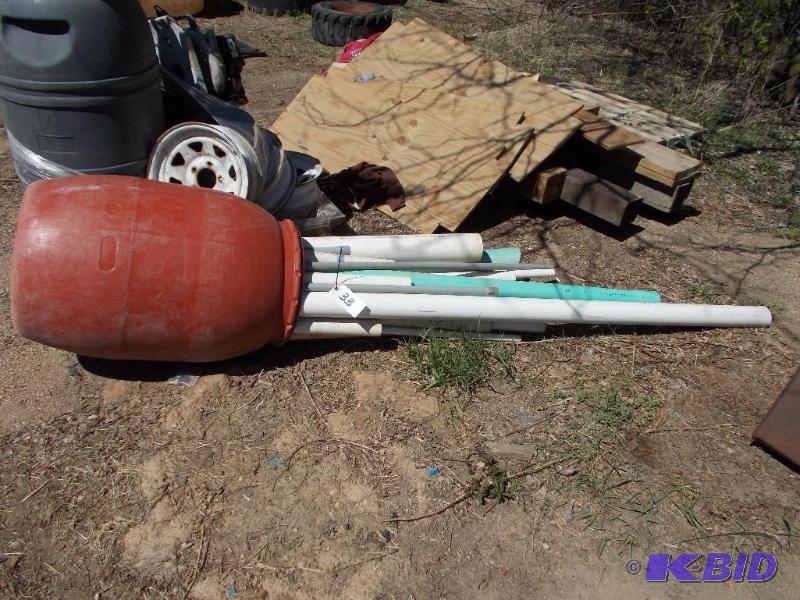 lot 33 image: Poly Drum & Asstd PVC Pipe...