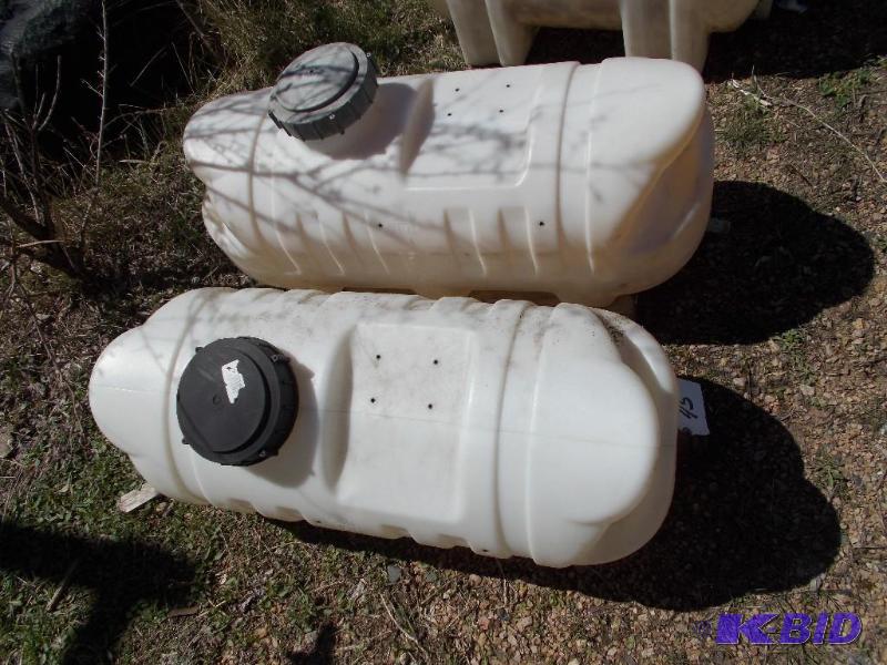 lot 45 image: (2) 14 Gallon Poly Tanks...