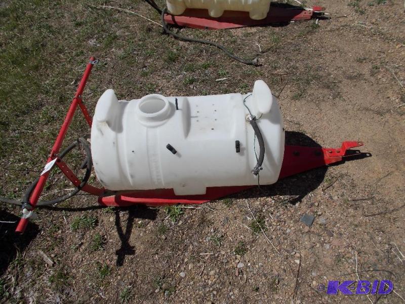 lot 47 image: 28 Gallon Sprayer Tank with Frame...