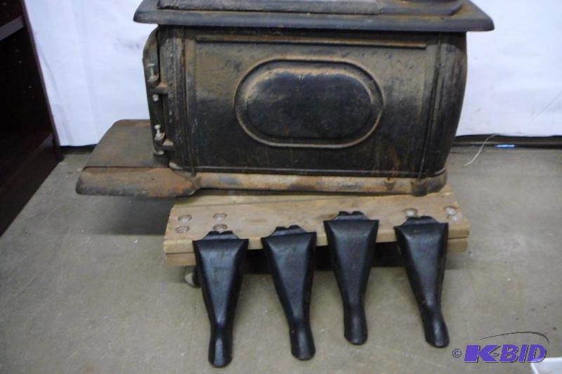 lot 129 image: Wood Stove 33&quotL x 12&quotw x 26&quoth ...