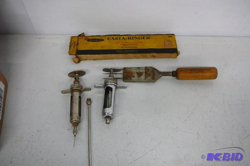 lot 134 image: Casta Ringer - syringes - Coolerator...