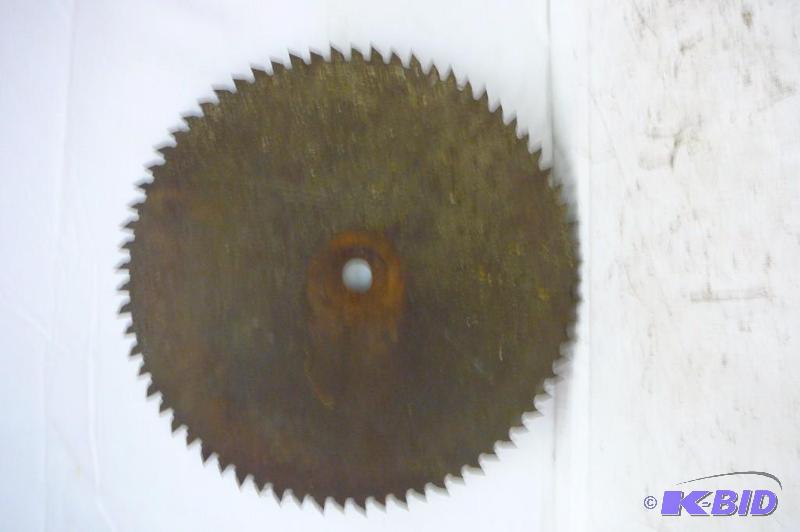 lot 177 image: 22" Vintage Large Saw Blade...