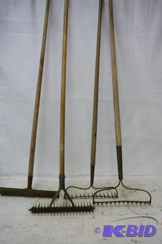 lot 196 image: 4 - Rakes...
