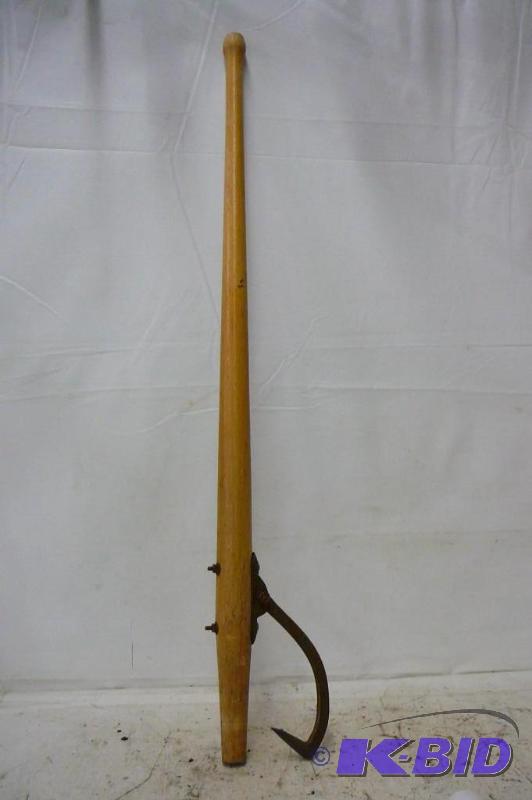 lot 207 image: Log Roller...