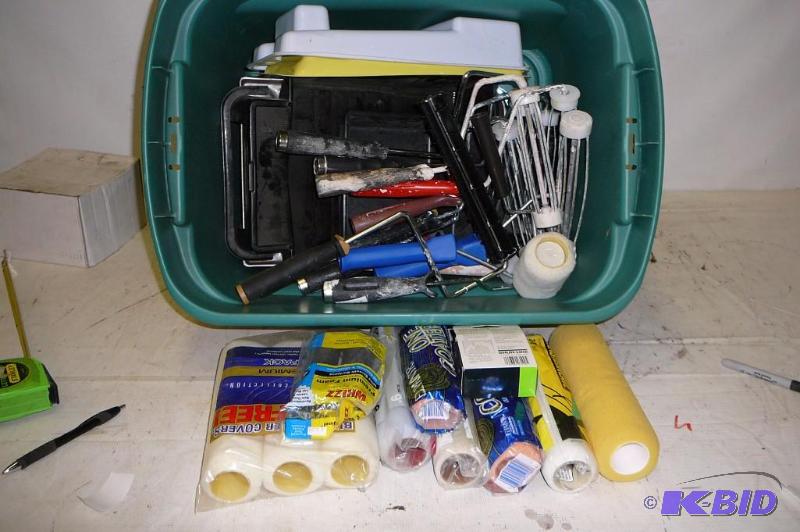 lot 22 image: Lot of Paint Pans 11- Rollers  11-New Ro...