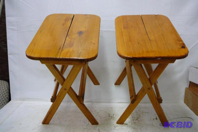 lot 81 image: 2- Fold up Tables 22&quotw x 14d x 23"...