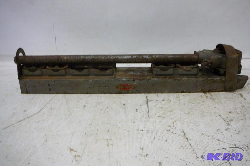lot 89 image: Pipe Threader Craftsman...