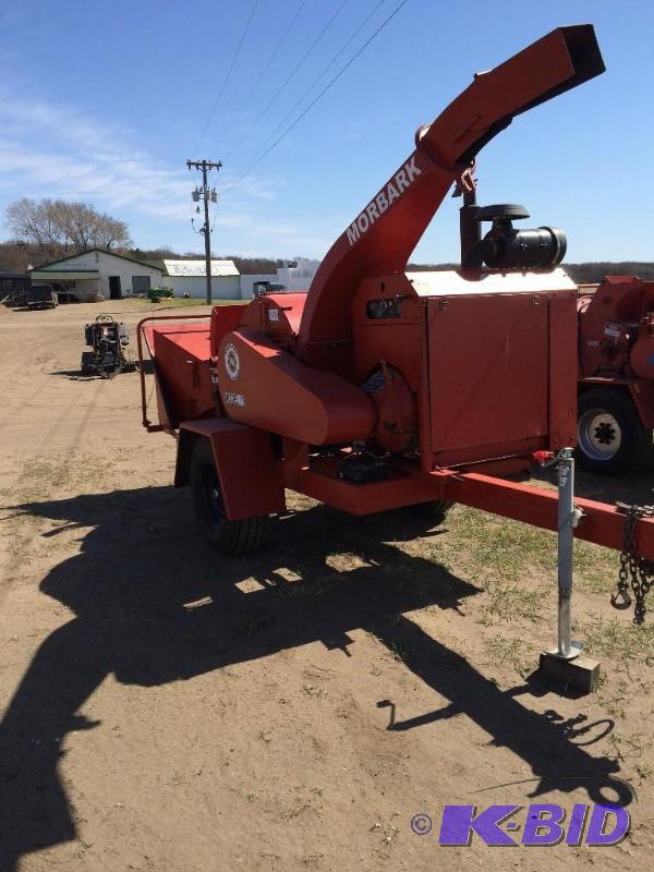 lot 1023 image: Wood Chipper