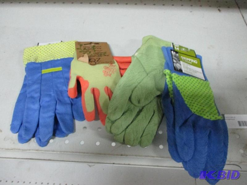 Womens gloves...