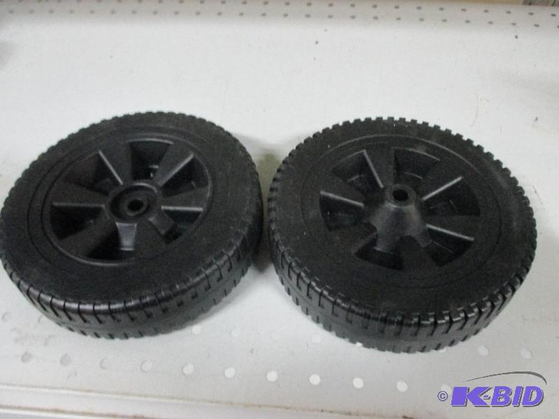 2 plastic wheels...