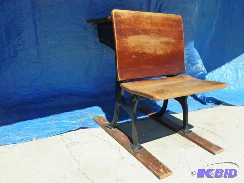 lot 7 image: Vintage Wooden No. 5 School Desk that measure...