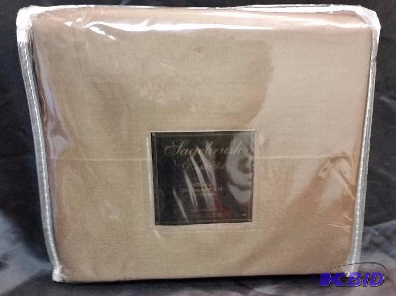 lot 24 image: Sagebrush Drape Set 2 Panels 80 x 84 2 Tiebacks. NIP Coffee Color wlight olive Tiebacks