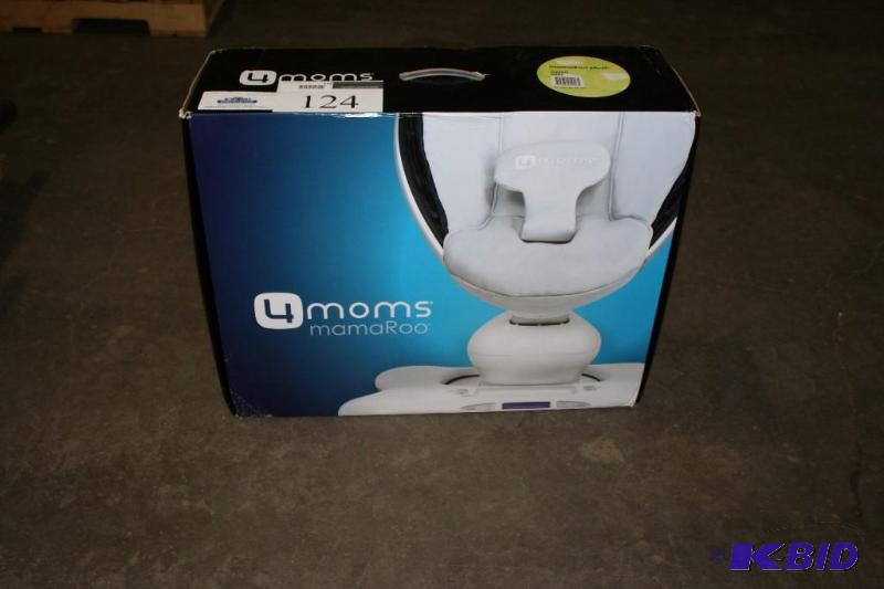 lot 124 image: 4Moms MamaRoo Child Seat Plush TM In Box 4M-005-00-001601 GreenVert.