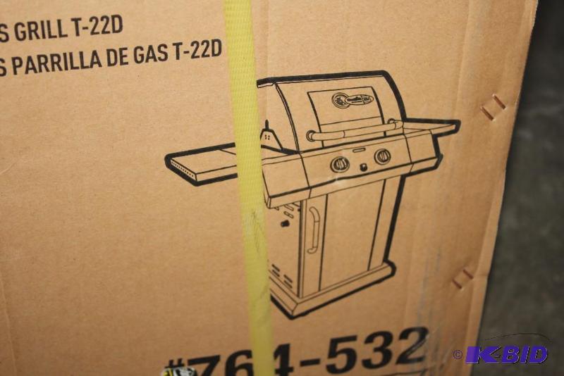 lot 204 image: Char-Broil Tru-Infrared 2 Burner Gas Grill, T-22D, 27x30x25.
