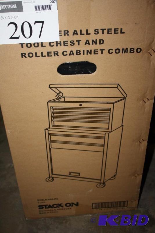 lot 207 image: 6 Drawer Rolling Tool CabinetChest Combo, Box is 26x15x29, Assembled Unit is 24 18x13x42.