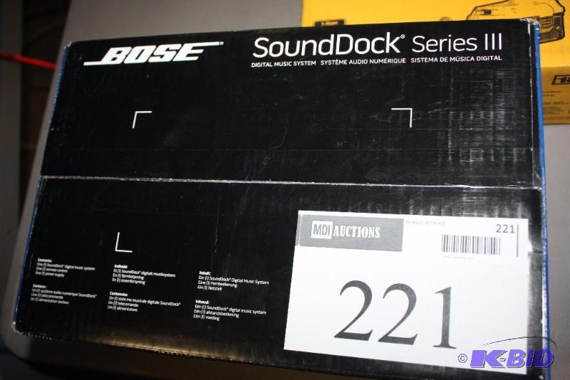 lot 221 image: Bose SoundDock Series III Digital Music System, Made for iPod and iPhone.
